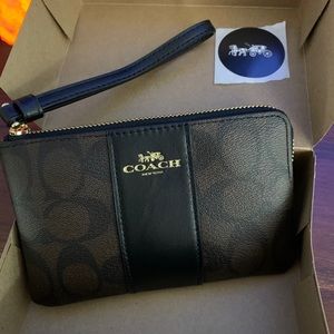 Wristlet/wallet/clutch